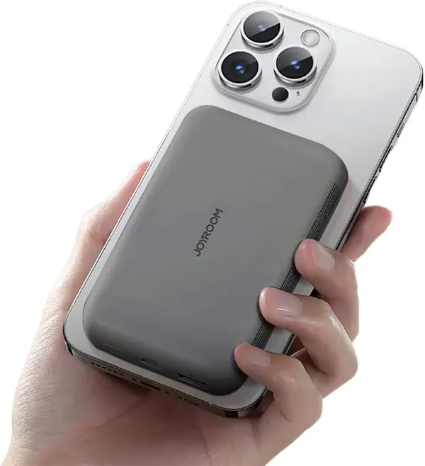 JOYROOM JR-W020 Fast Charging Magnetic Wireless Mini Power Bank – Color: Black – View 2